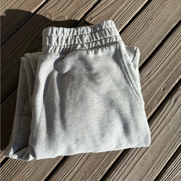 American Eagle Outfitters Pants - american eagle sweats
